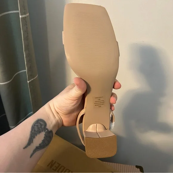 Steve Madden Heels Luxe Nude Block Sandals Natural Cocktail Casual Neutral - Picture 10 of 13